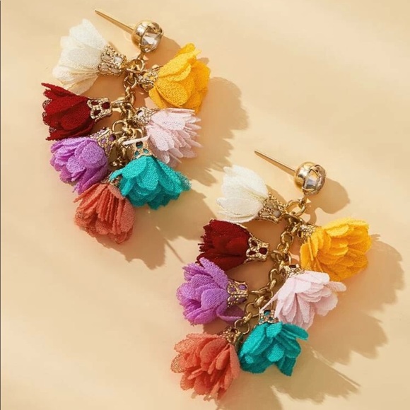 None Jewelry - 🔥3/$20🔥Layered Flower Floral Drop Earrings